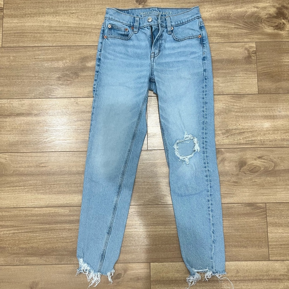 American Eagle 90’s Skinny Jean.